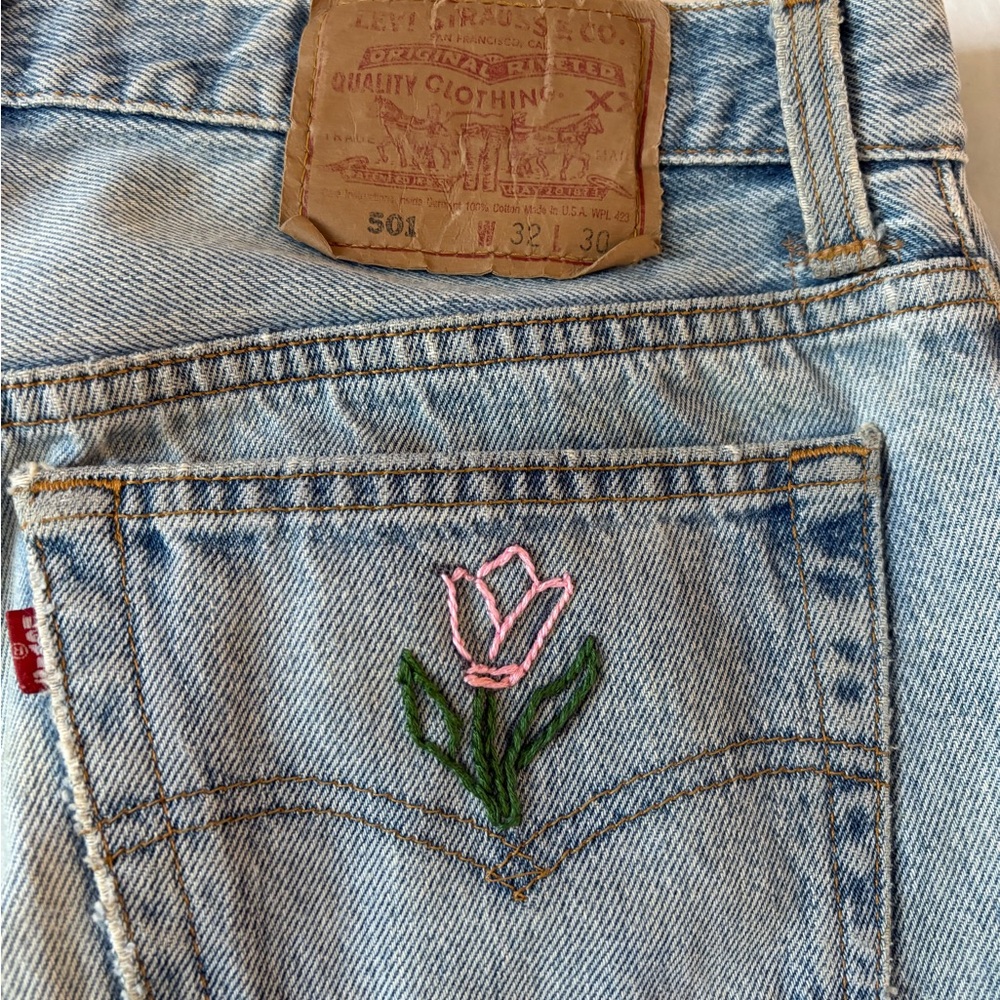 Levi's vintage 501 Jeans with Embroidery 32